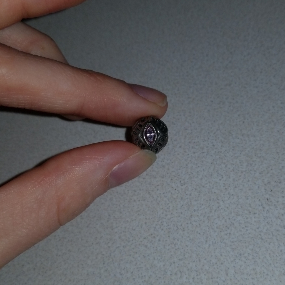 Chamilia charm good used condition